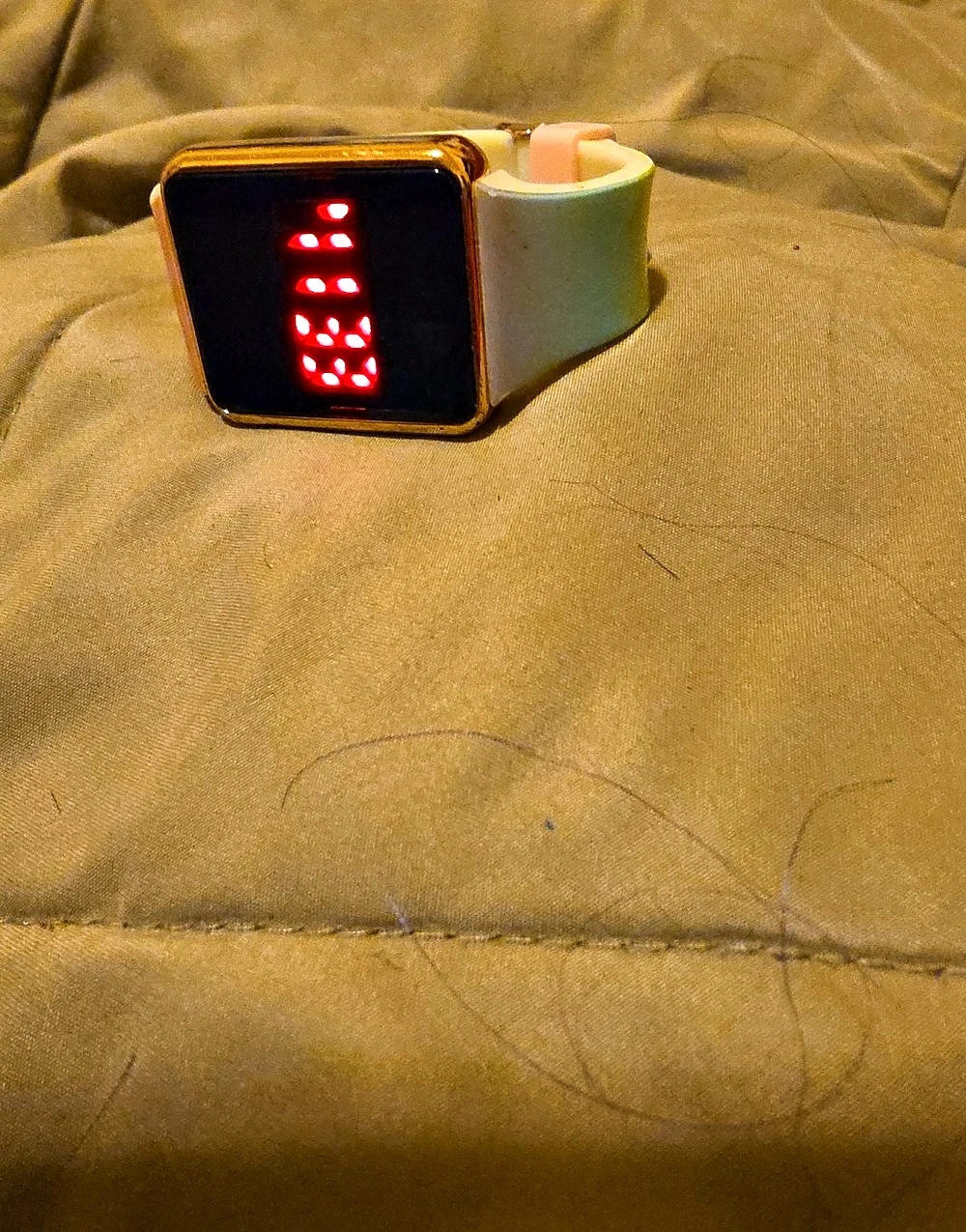 Smartwatch Green & Gold
